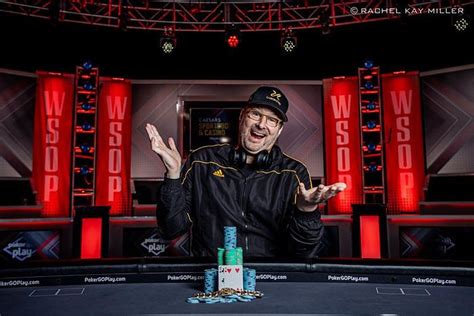 Phil Hellmuth: Biggest profits and losses, Private life and Net worth.